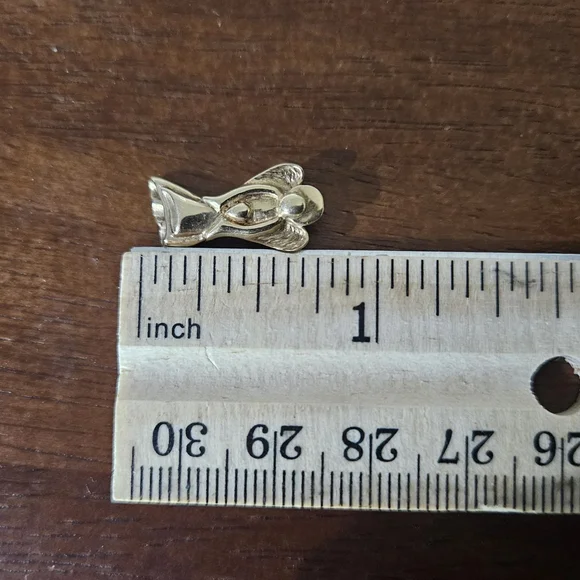 Elegant 14k Solid Yellow Gold Angel Pendant - Picture 4 of 5
